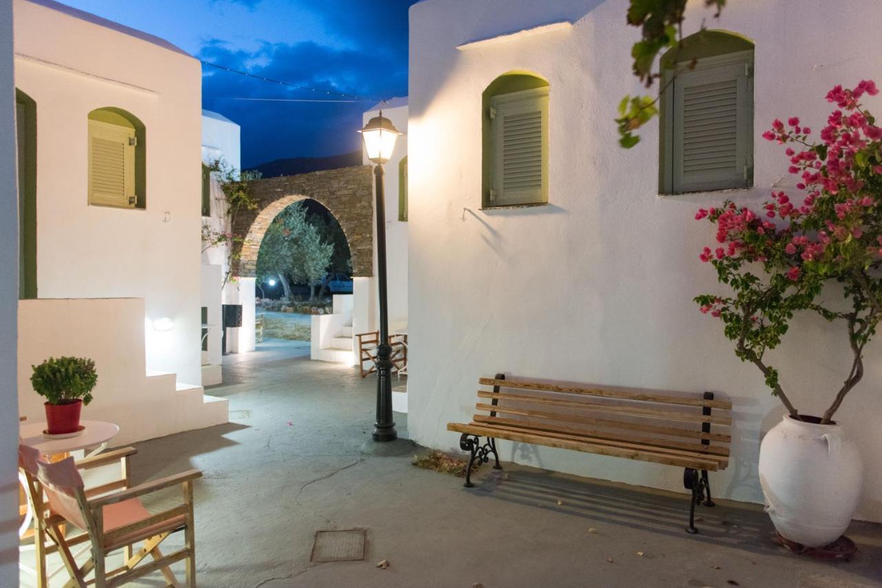 Giannakas Studios Platis Gialos  Buitenkant foto